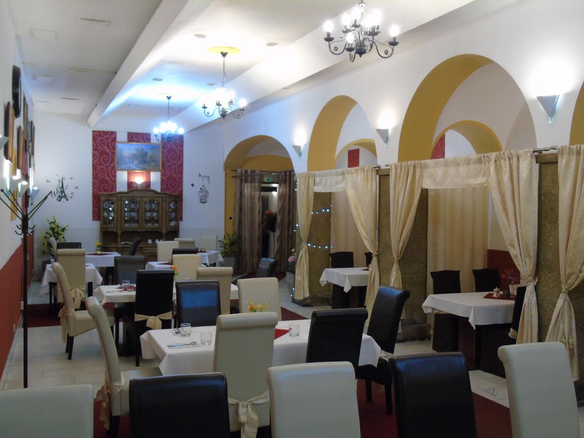Gl Hotel Trutnov Luaran gambar