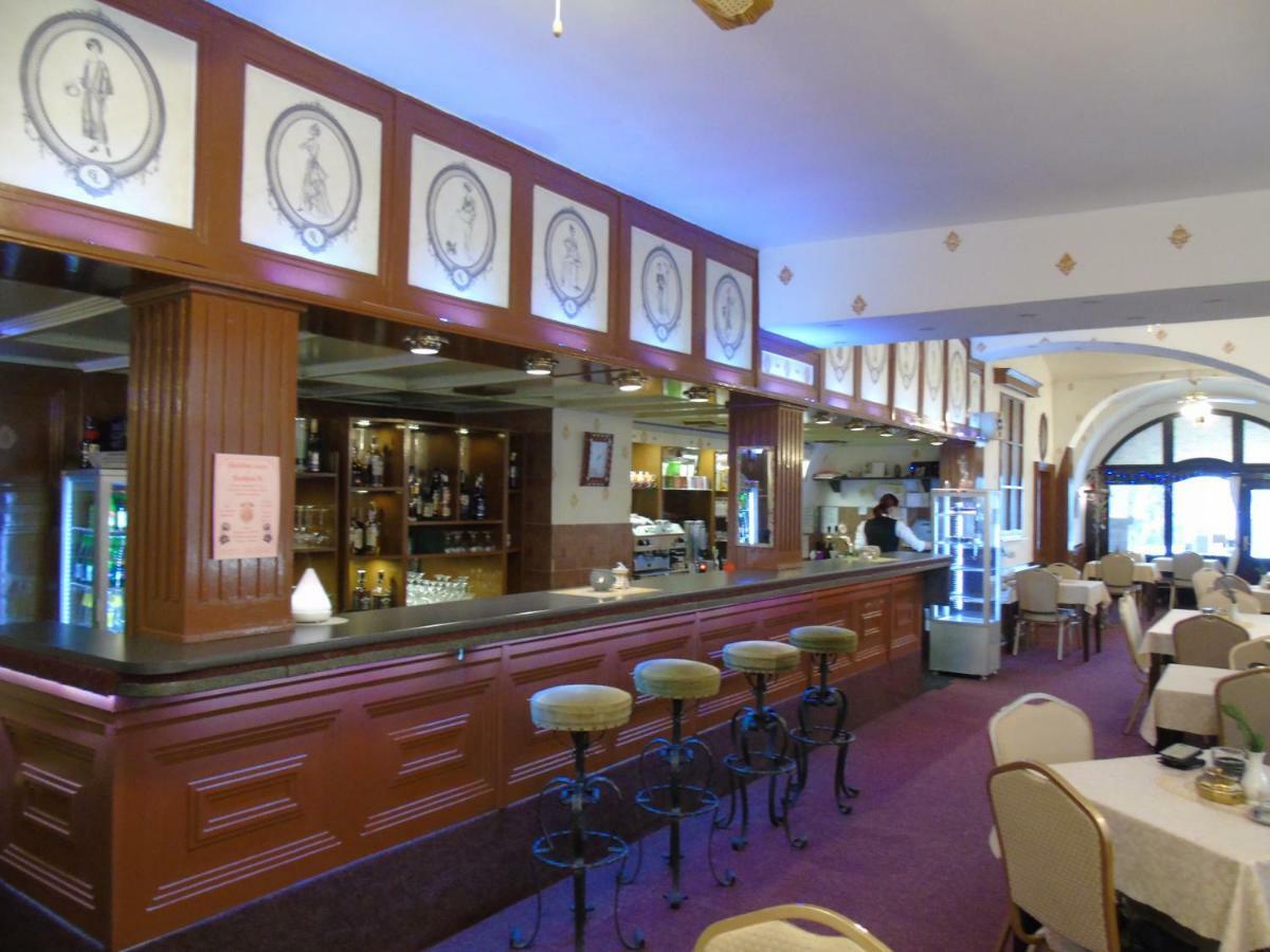 Gl Hotel Trutnov Luaran gambar
